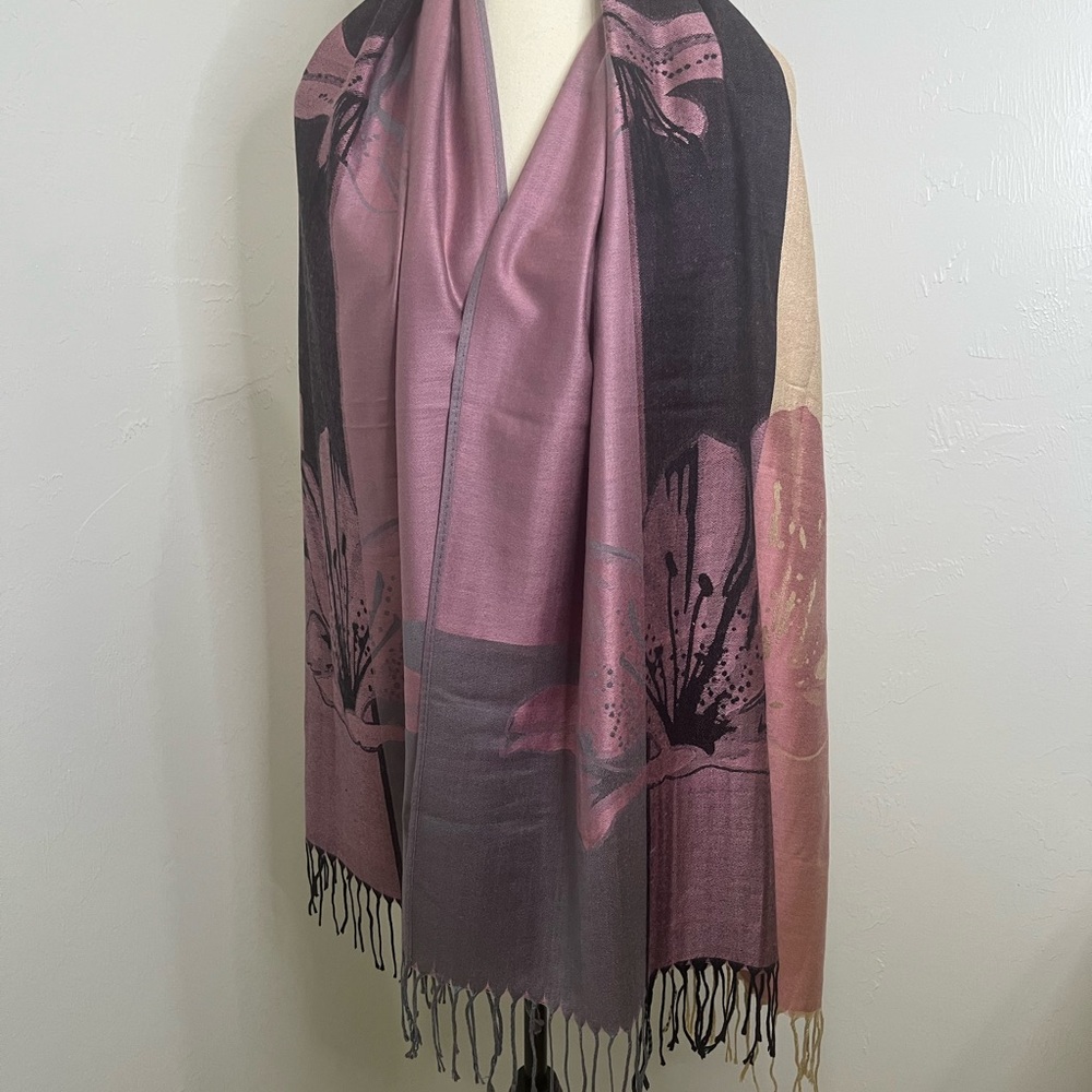 PASHMINA oversized paisley rectangle 100% pashmina‎ wrap scarf 28”x 73”Metallic